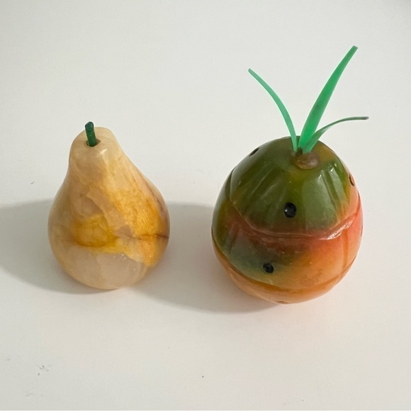 Set of 2 Stone Decorative Fruits - Picture 3 of 5